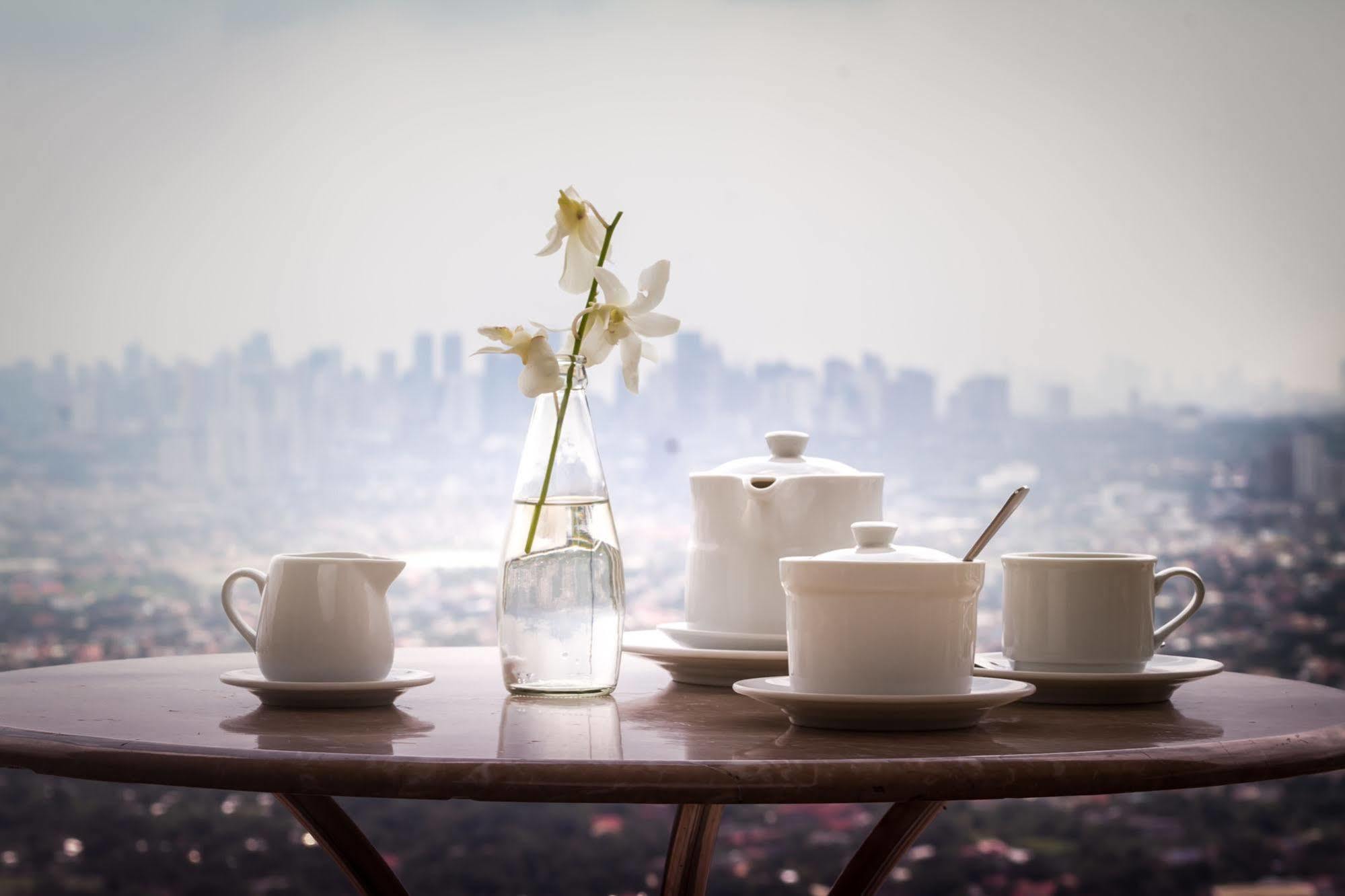 Eugenio Lopez Center Hotel Antipolo Ngoại thất bức ảnh